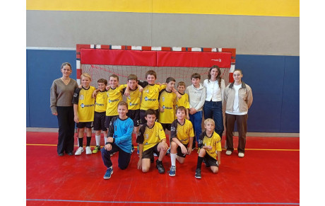 U12